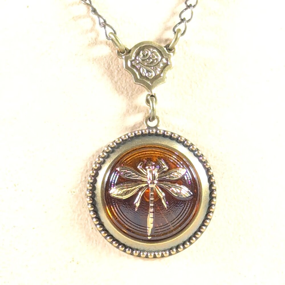 NWT Honey coloured Czech glass dragonfly pendant necklace